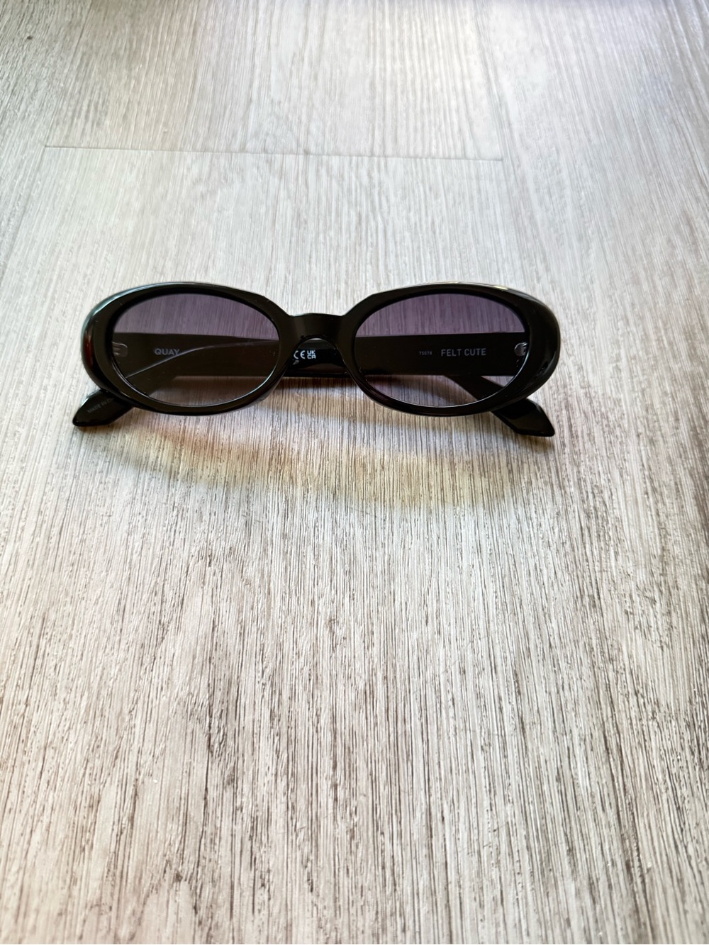Quay Australia Black Oval Sunglasses - Felt Cute